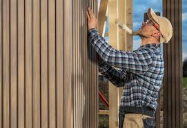 Best Stone Veneer Siding  in River Hills, WI